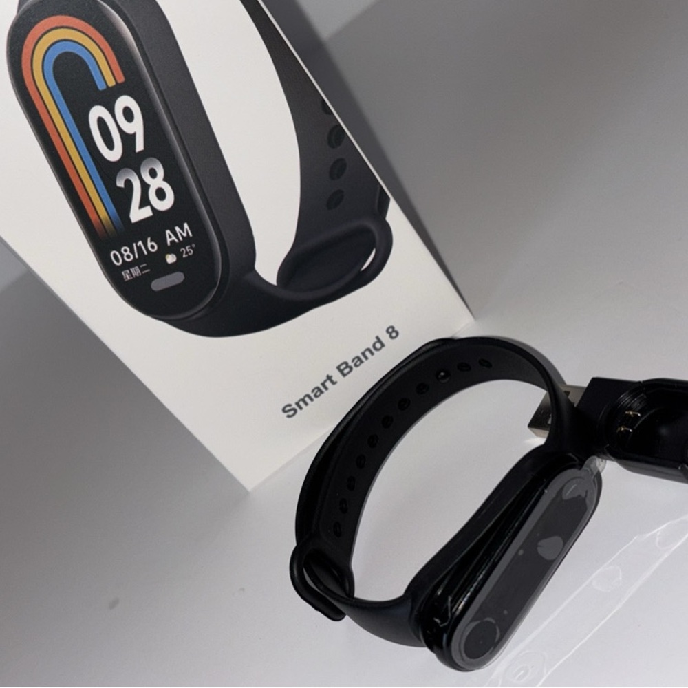 Black Smart Band 8 Fitness Tracker - Black